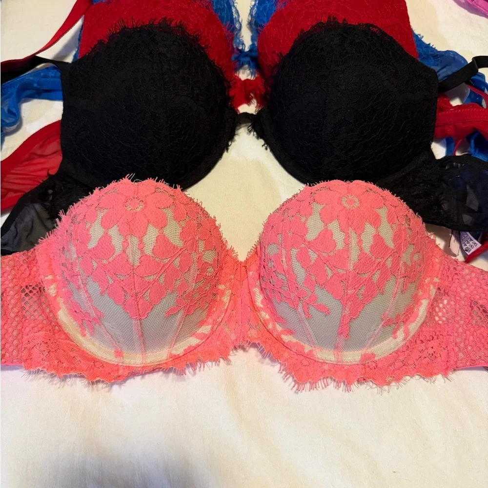 Victoria's Secret Lace Push-Up Bra Set in Fuchsia, White, Pink, Black, Red, Blue - Picture 2 of 6